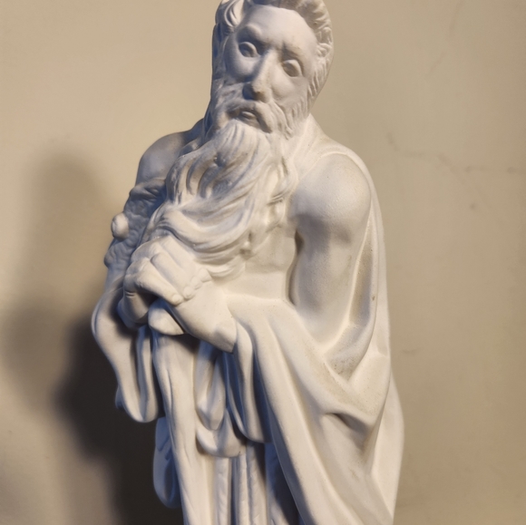 Unpainted Ceramic 10 3/4" Shepherd Praying Nativity Piece - Picture 9 of 10